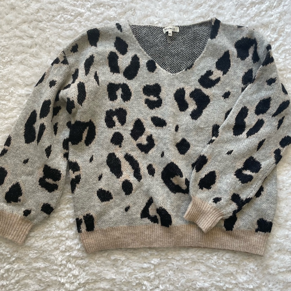Oversized cheetah print sweater